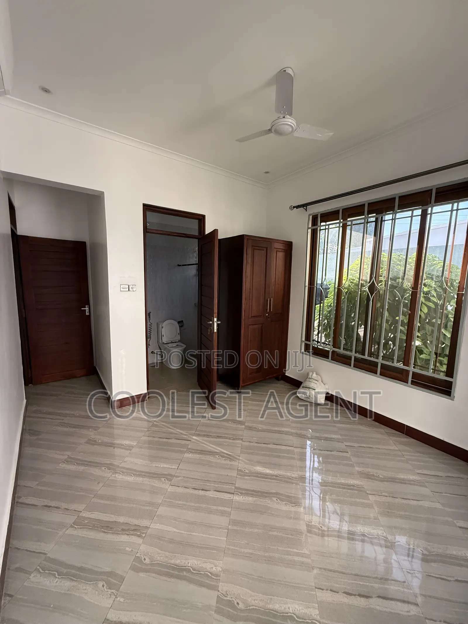 3bdrm Apartment in Coolest Estate, Msasani for rent