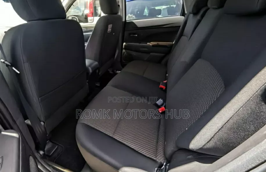Mitsubishi RVR 2015 Gray