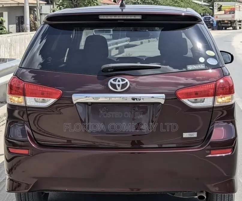 Toyota Wish 2010