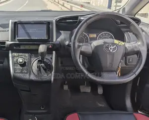 Toyota Wish 2010