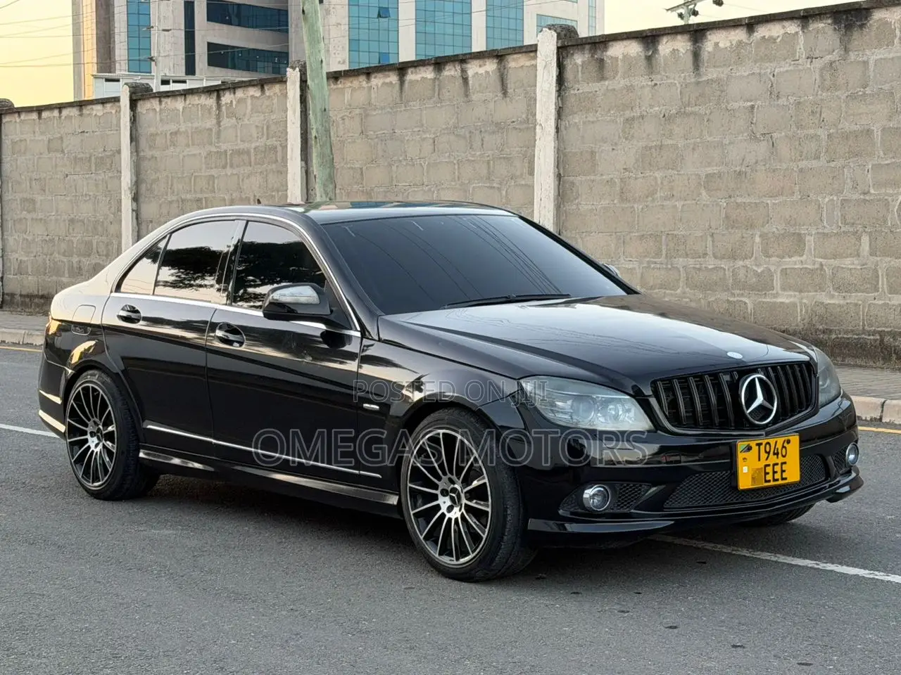 Mercedes-Benz C200 2008 Black