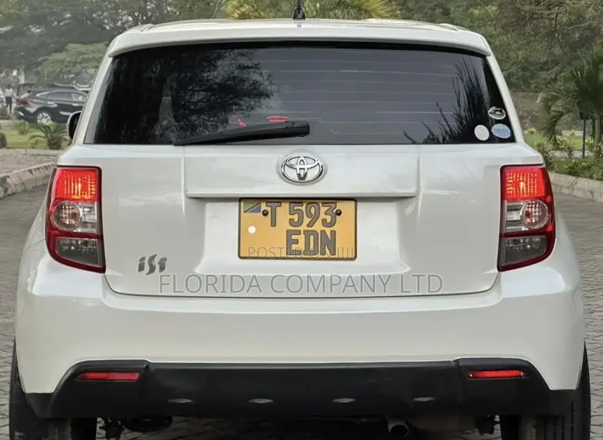 Toyota IST 2007 White