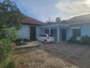 5bdrm House in Tabata for sale