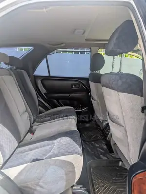 Toyota Harrier 2.4 4WD 2004 White
