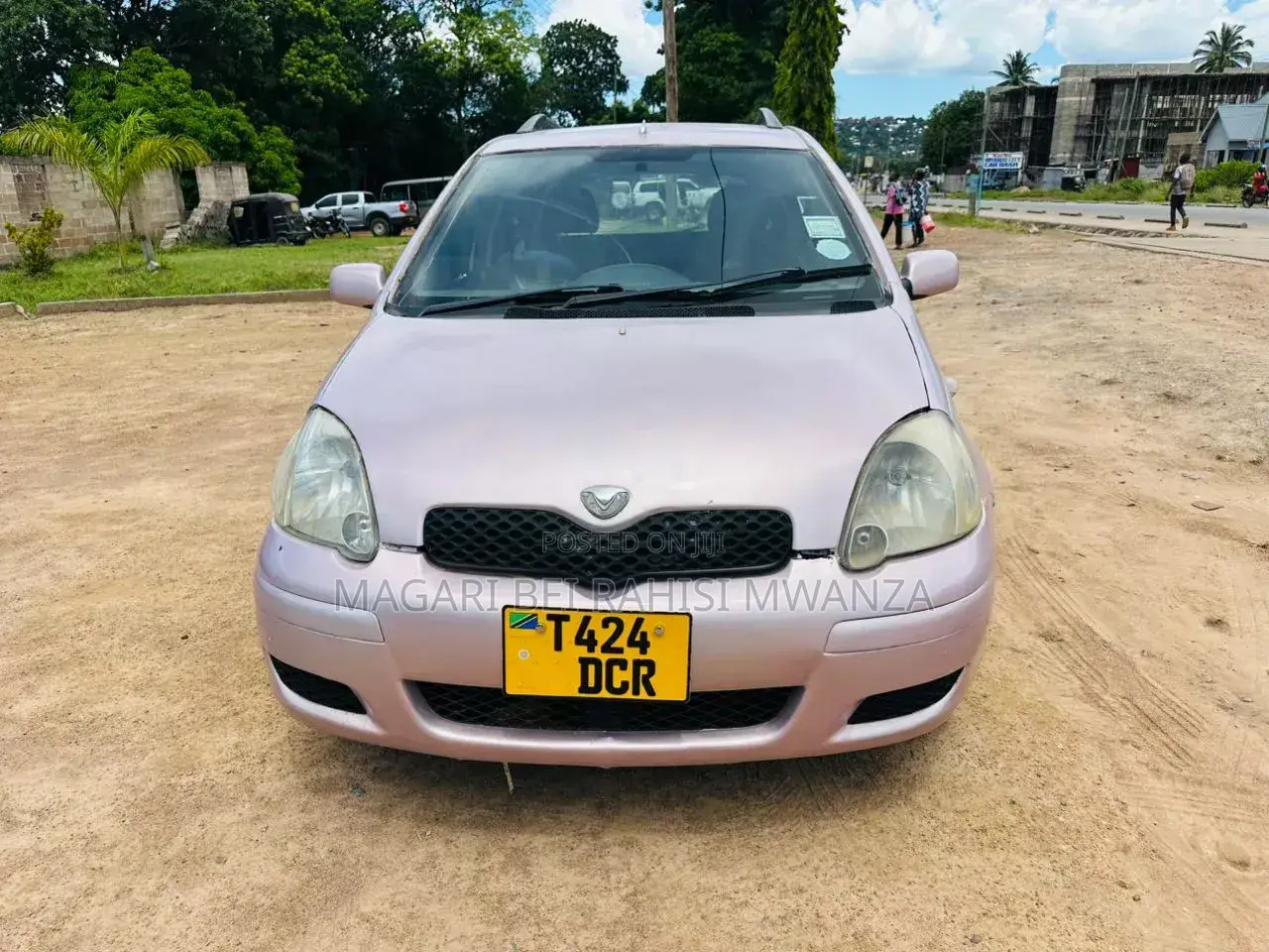 Toyota Vitz 1.0 FWD 3dr 2002 Brown