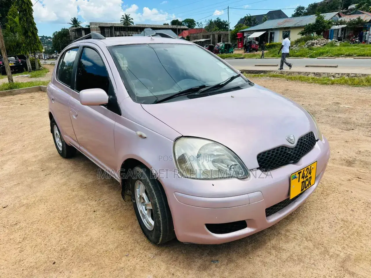 Toyota Vitz 1.0 FWD 3dr 2002 Brown