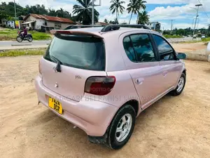 Toyota Vitz 1.0 FWD 3dr 2002 Brown