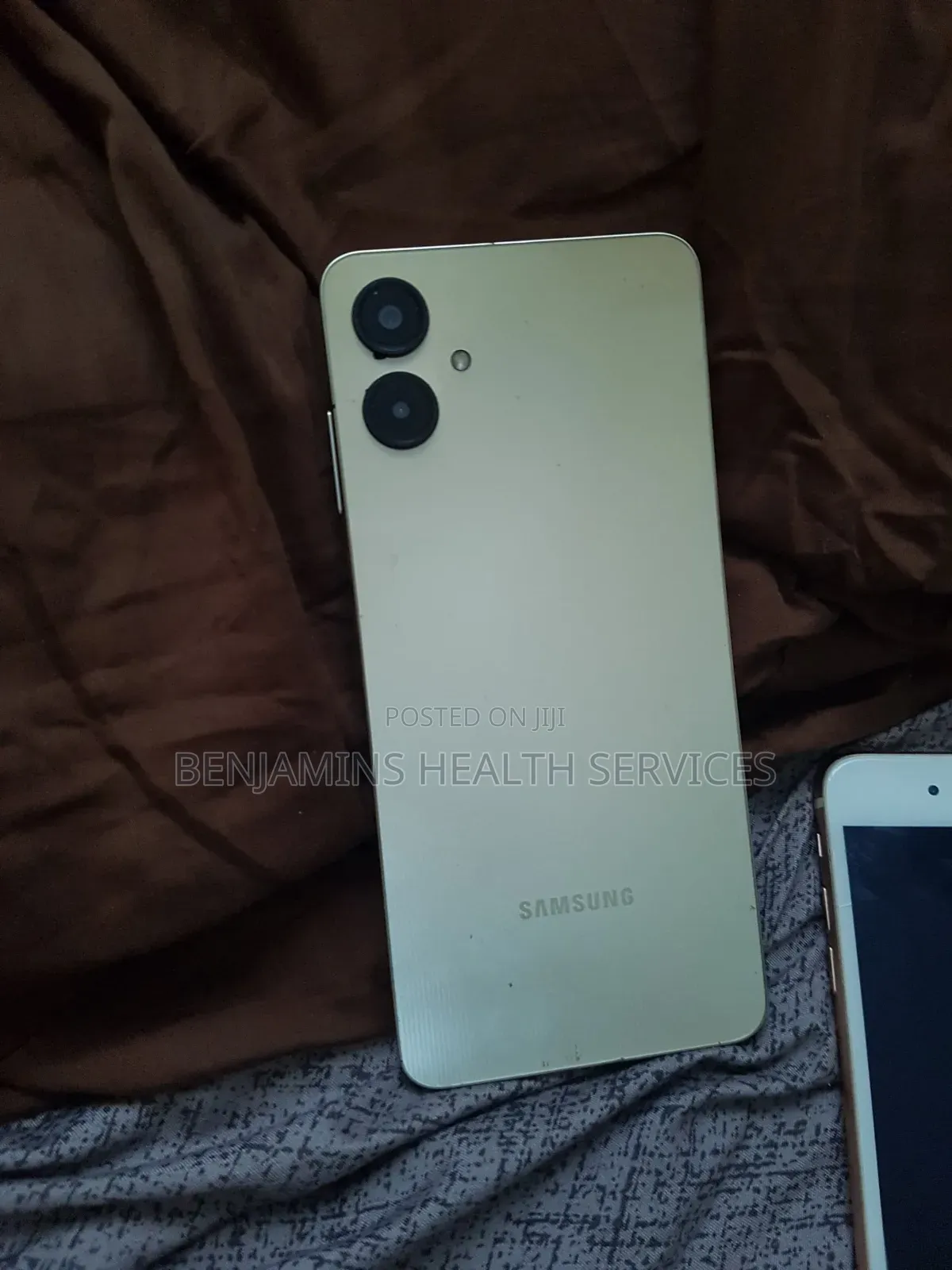 Samsung Galaxy A06 64 GB Gold