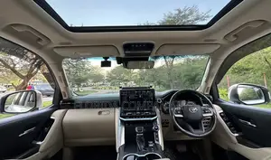 Toyota Land Cruiser 2024 White