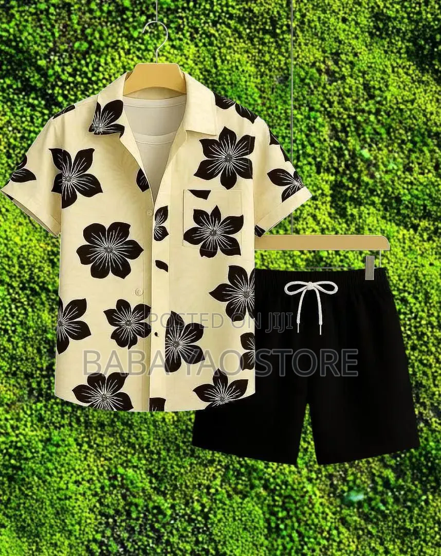 Casual Striped Short Sleeve Shirt Short Pants Men's Wear 2pcs Set.