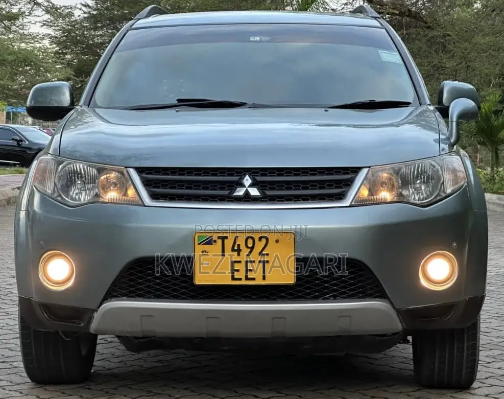 Mitsubishi Outlander 2006 Blue