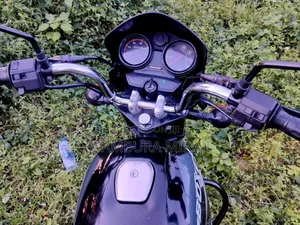 Bajaj Boxer 125 2025 Black