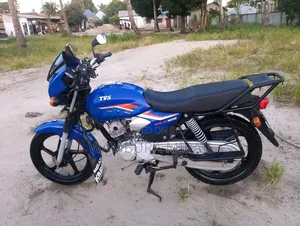 TVS HLX 125 2025 Blue