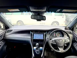 Toyota Harrier 2016 Off white