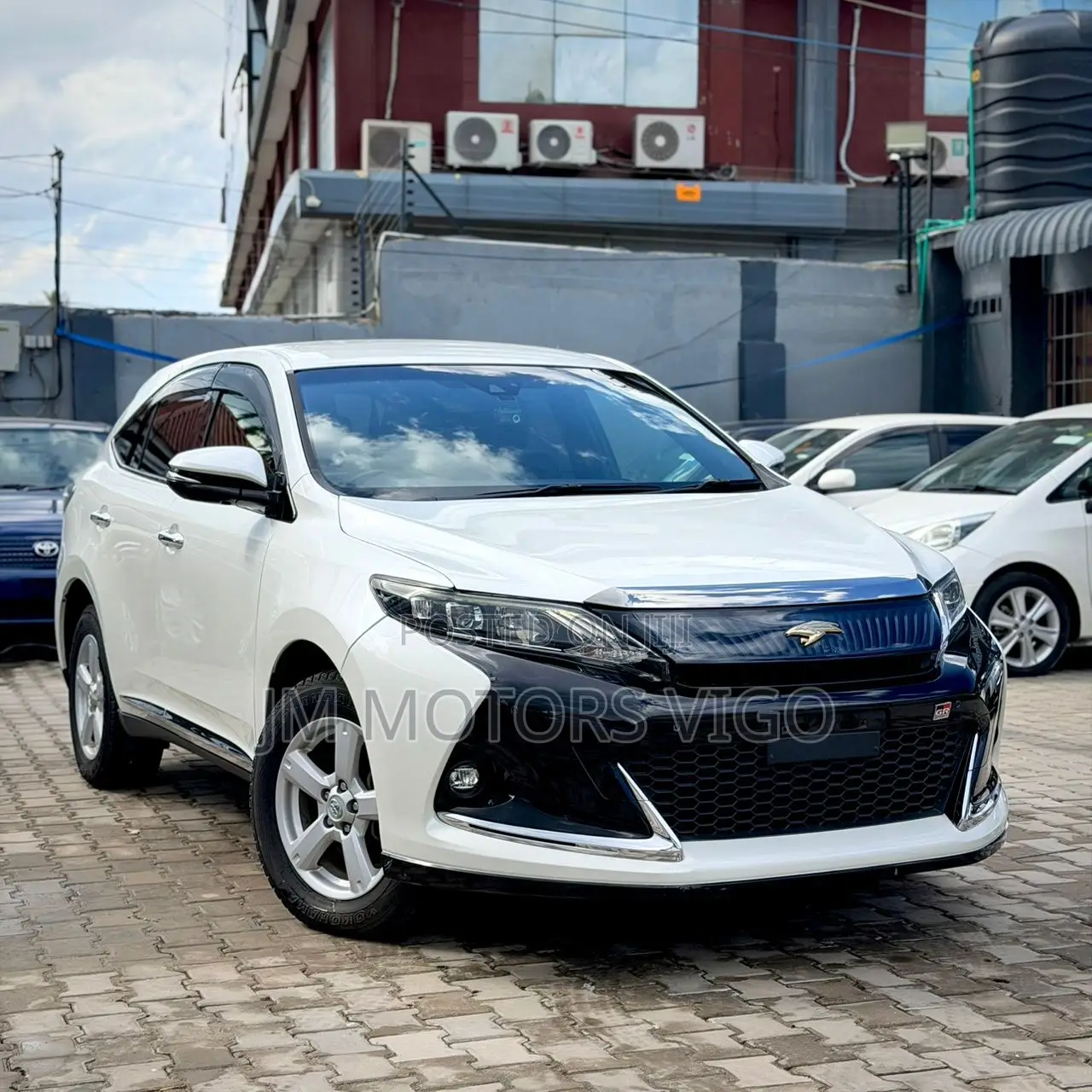 Toyota Harrier 2016 Off white