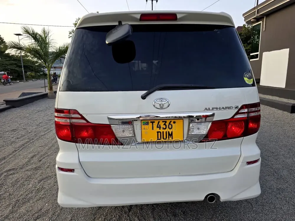 Toyota Alphard 2006 Pearl