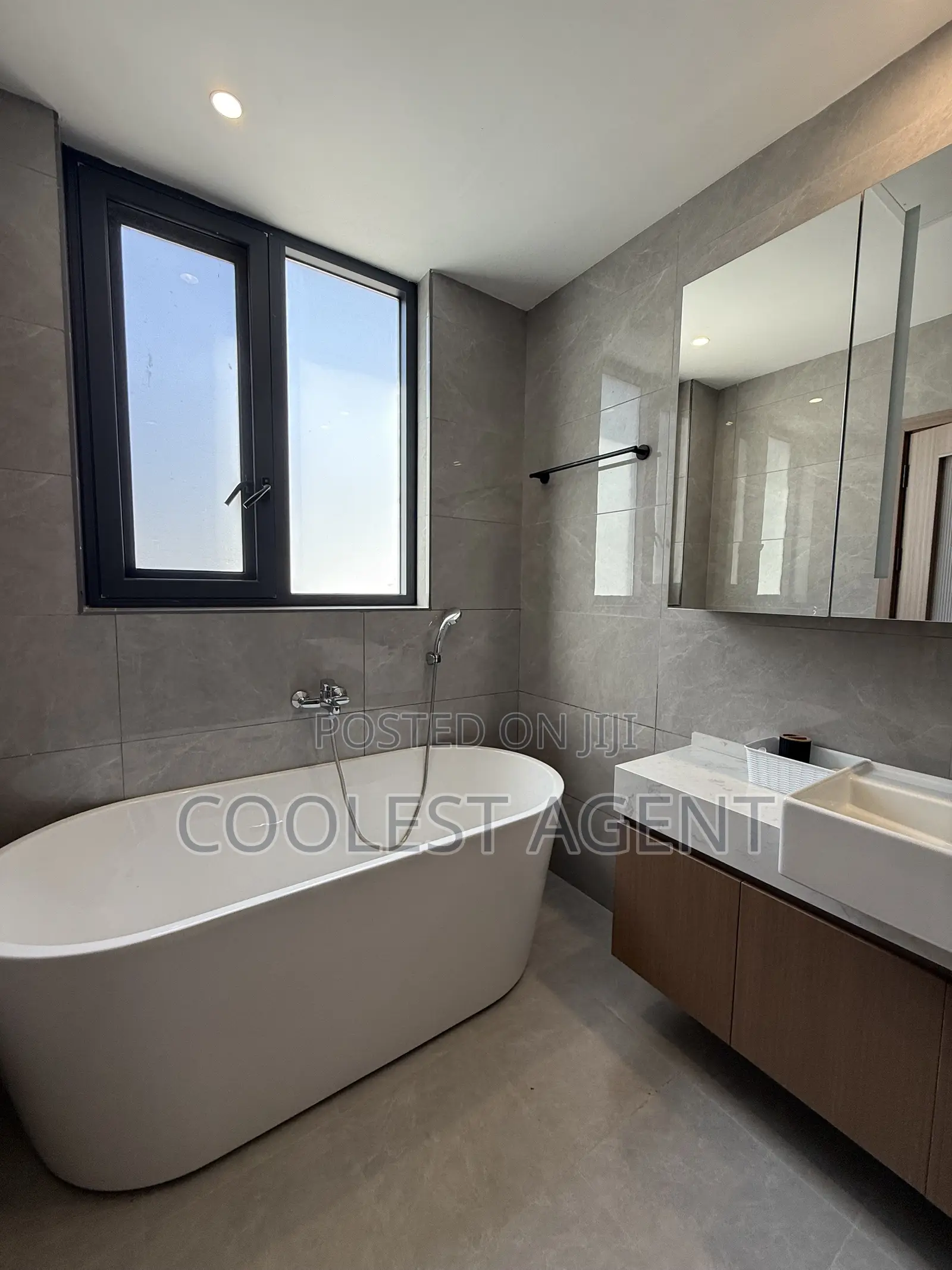 Furnished 2bdrm Apartment in Coolest Estate, Masaki for rent