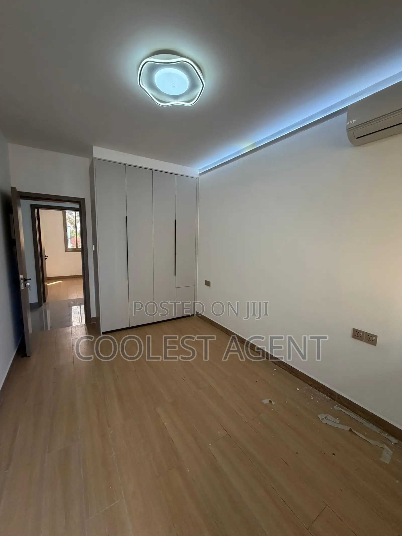 3bdrm Apartment in Coolest Estate, Oyster Bay for rent