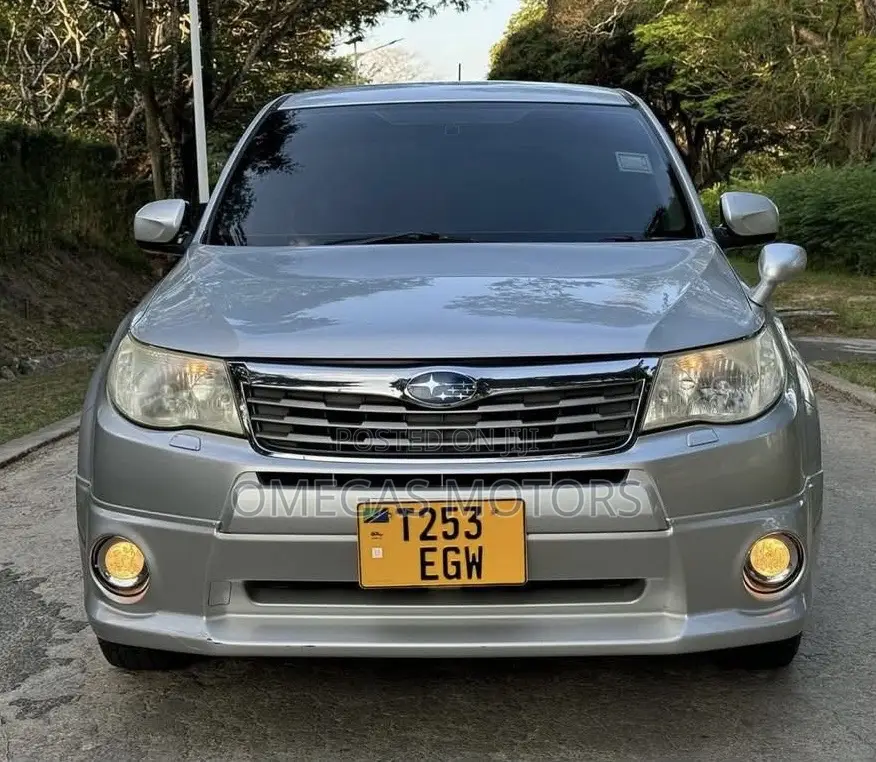 Subaru Forester 2.0D X 2009 Silver