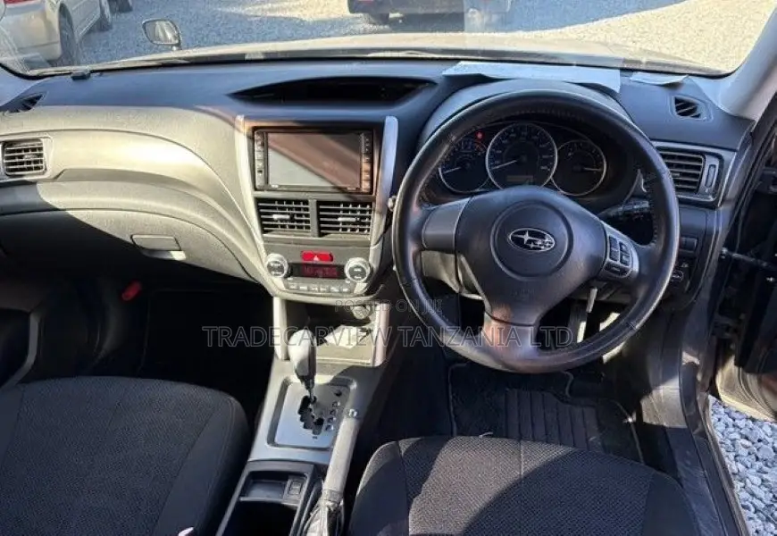 Subaru Forester 2011 Gray