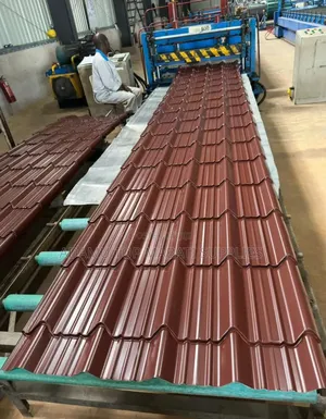 Versatile Ama Bati Yenye Muundo Wa Kigae - Brick Red Color