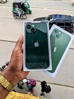 New Apple iPhone 13 128 GB White