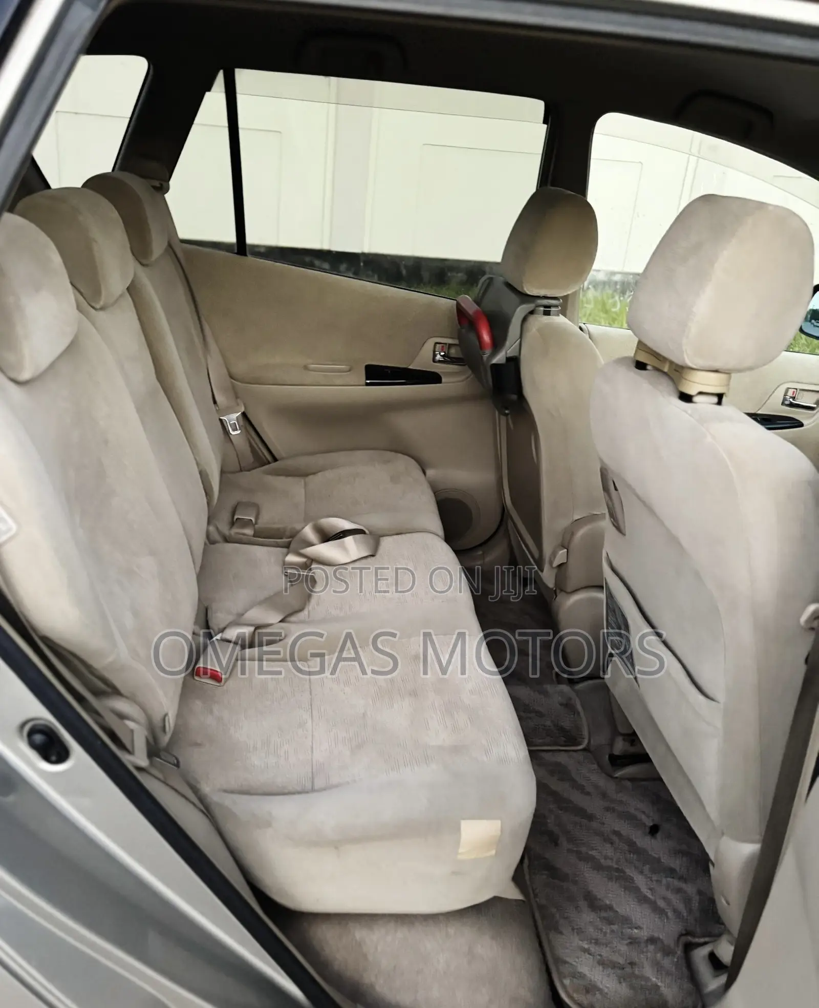 Toyota Wish 2003 Gold