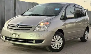 Toyota Wish 2003 Gold