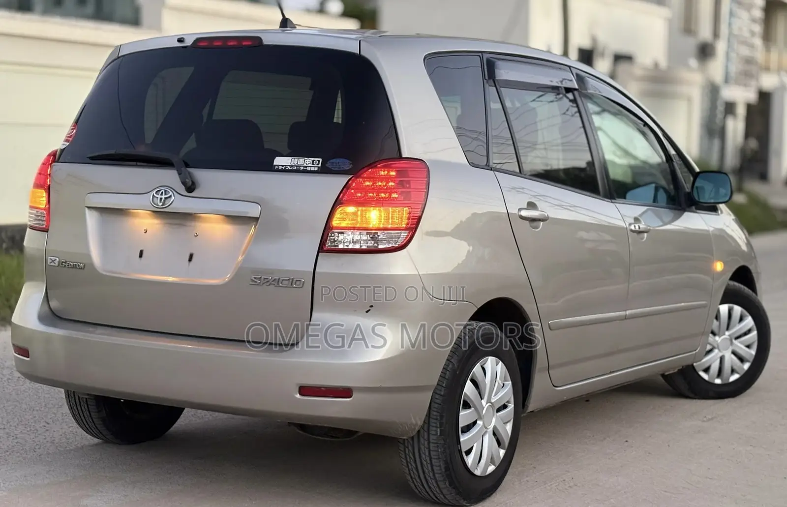 Toyota Wish 2003 Gold