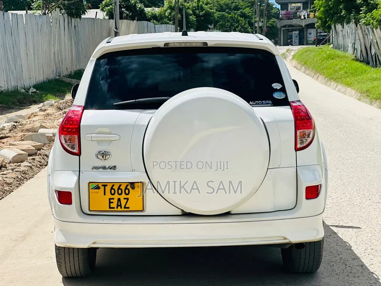 Toyota RAV4 2006 White