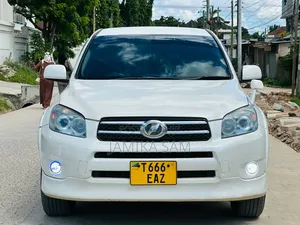 Toyota RAV4 2006 White