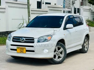 Toyota RAV4 2006 White