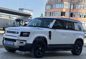 Land Rover Defender 2021 White