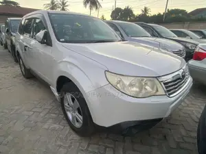 Subaru Forester 2009 Pearl