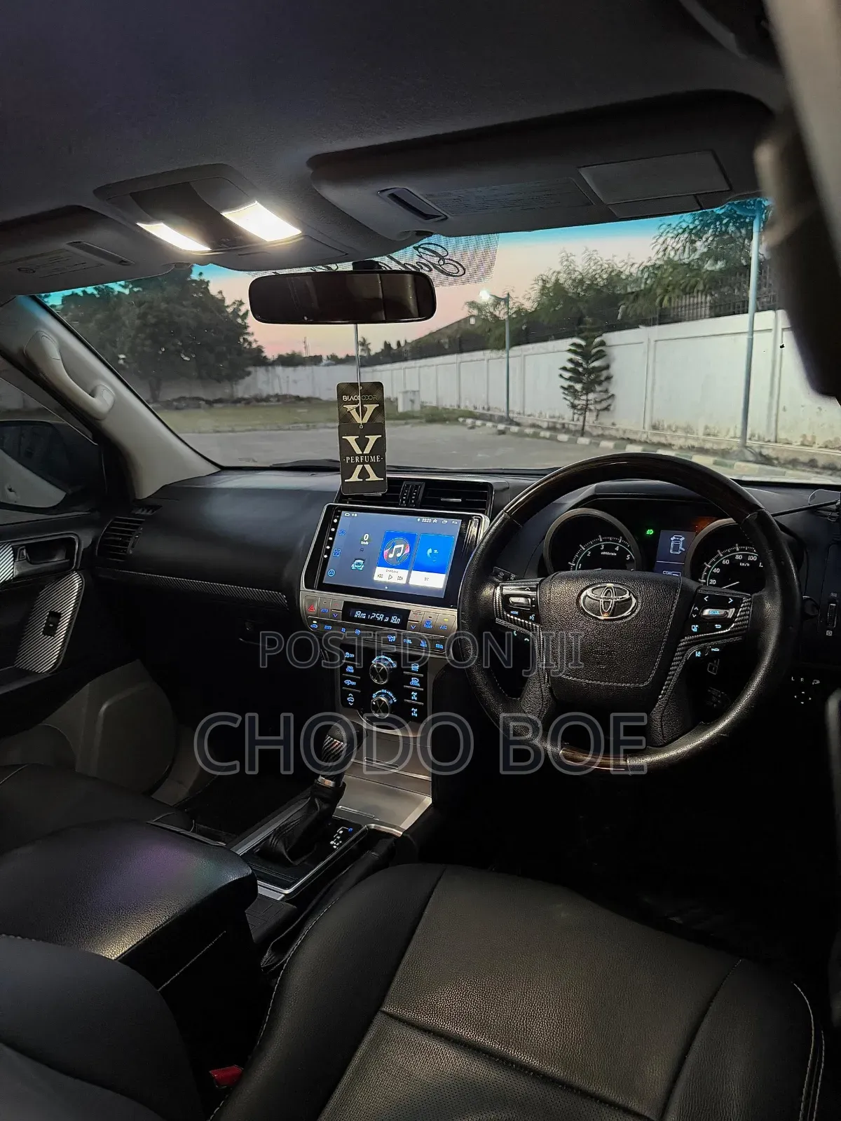 Toyota Land Cruiser Prado 2010 Pearl