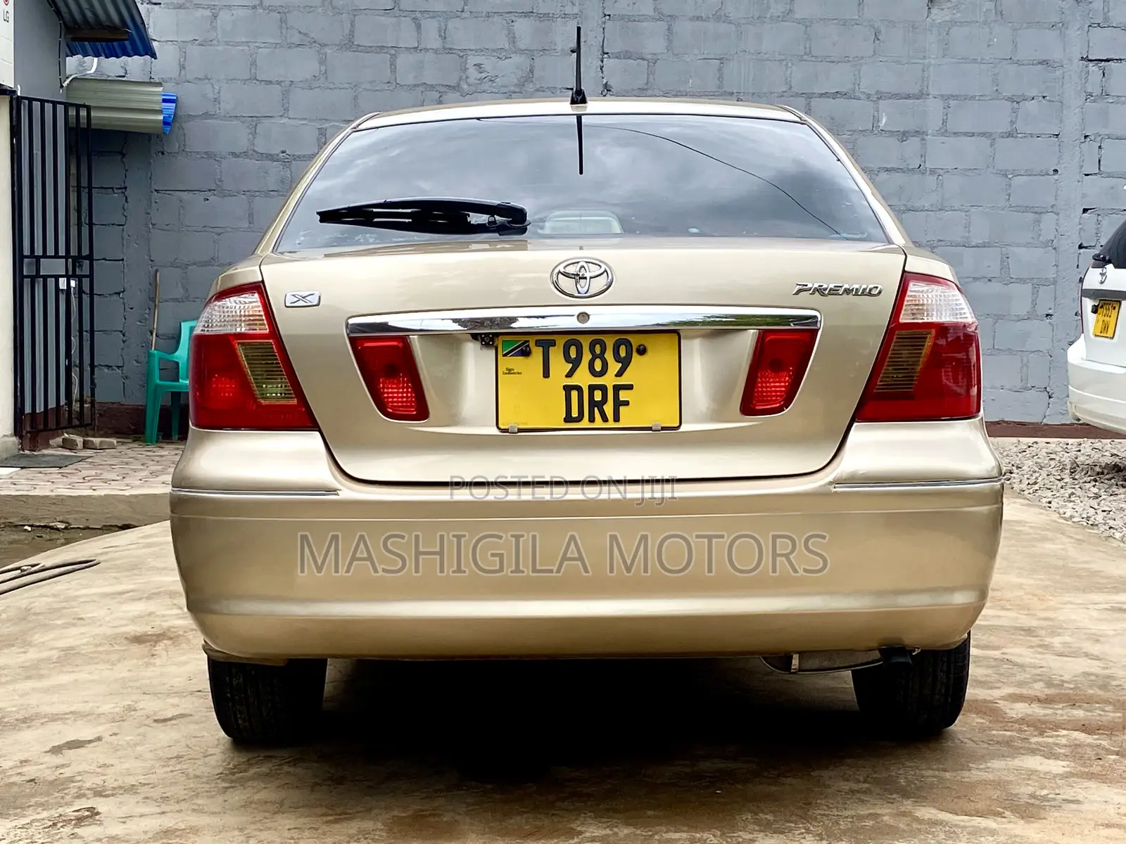 Toyota Premio 2005 Beige