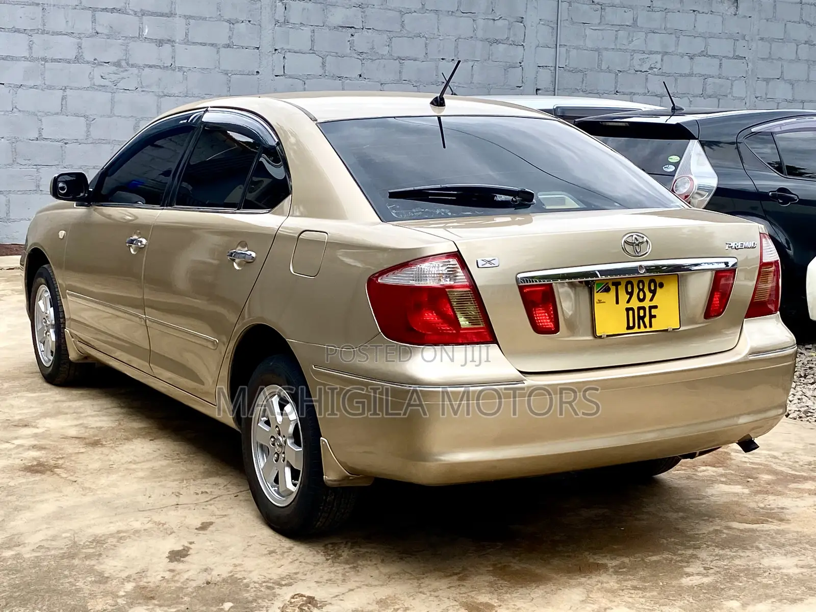 Toyota Premio 2005 Beige