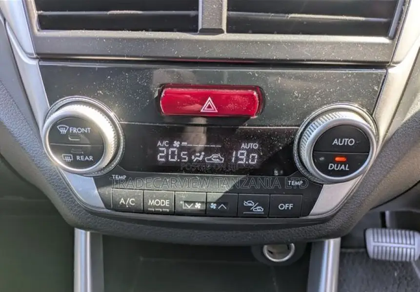 Subaru Forester 2011 Silver