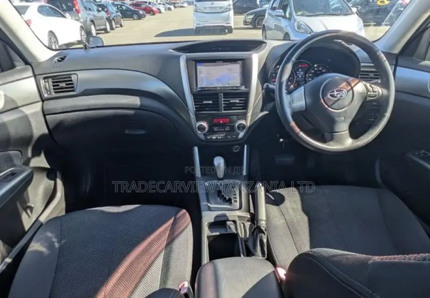Subaru Forester 2011 Silver