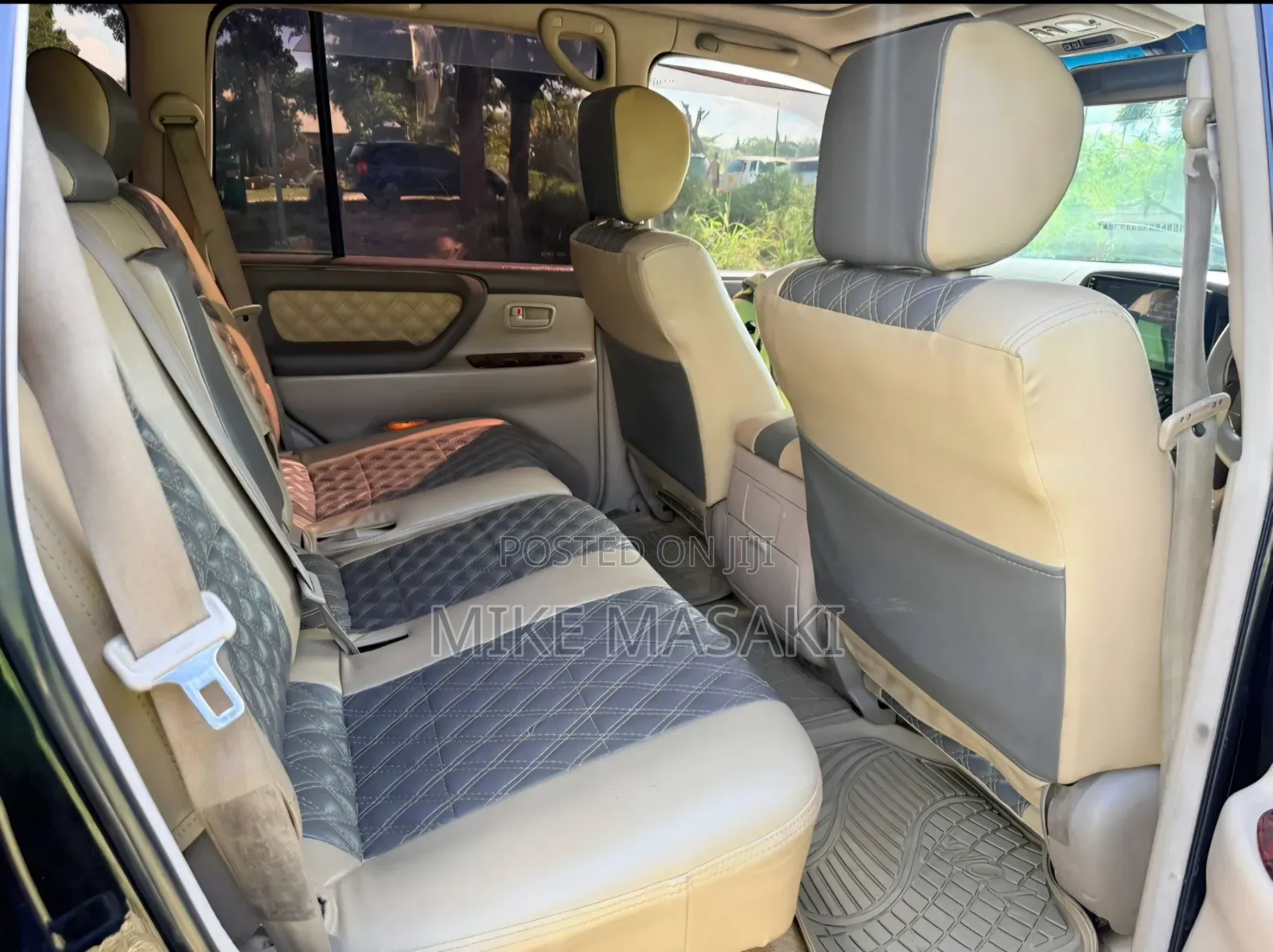Toyota Land Cruiser 2002 Black