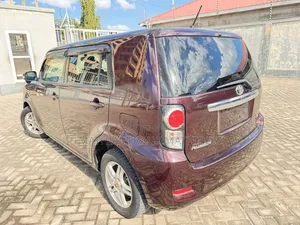 Toyota Corolla Rumion 2010 Maroon