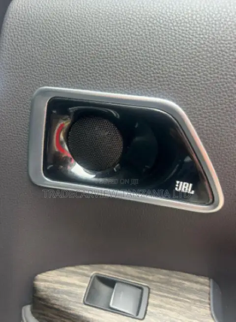 Toyota Land Cruiser LC300 2023 Black