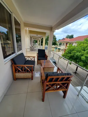 Furnished 4bdrm Villa in Oyster Bay for rent
