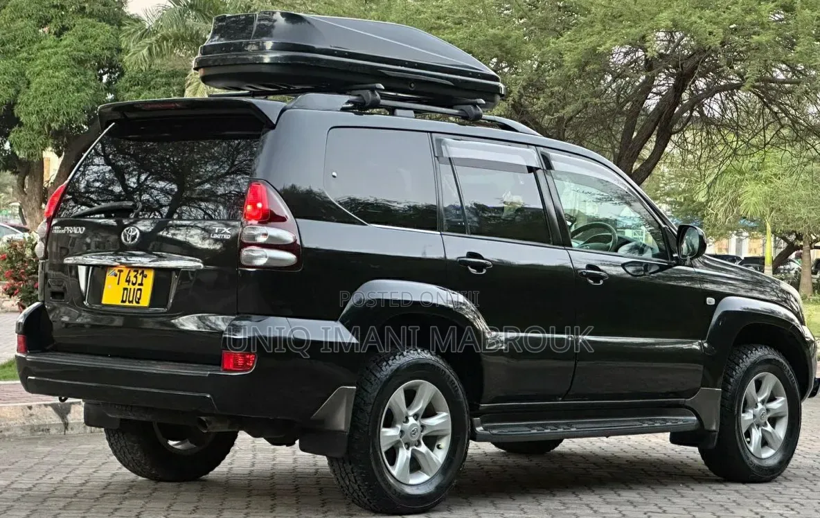Toyota Land Cruiser Prado 2005 Black