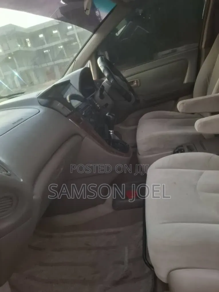 Toyota Harrier 2001 Black