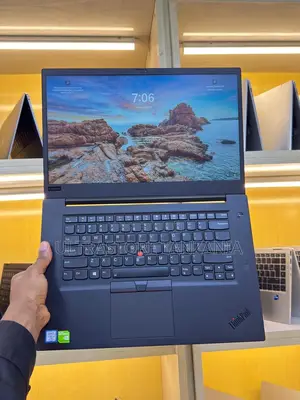 New Laptop Lenovo ThinkPad P1 Gen4 16GB Intel Core i7 SSD 512GB