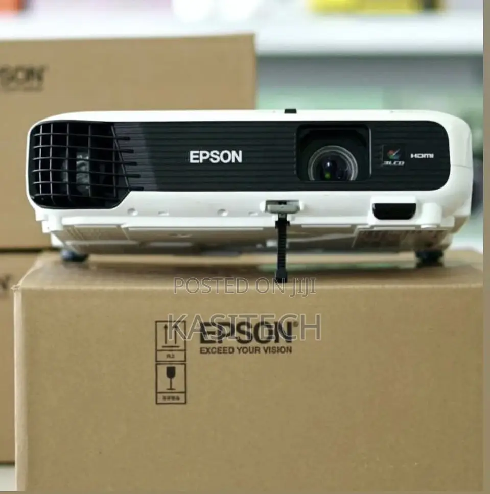 Epson S41 Smart Projector