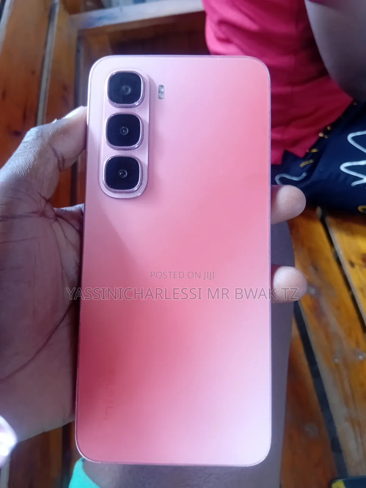 Infinix Hot 60i 128 GB Gold