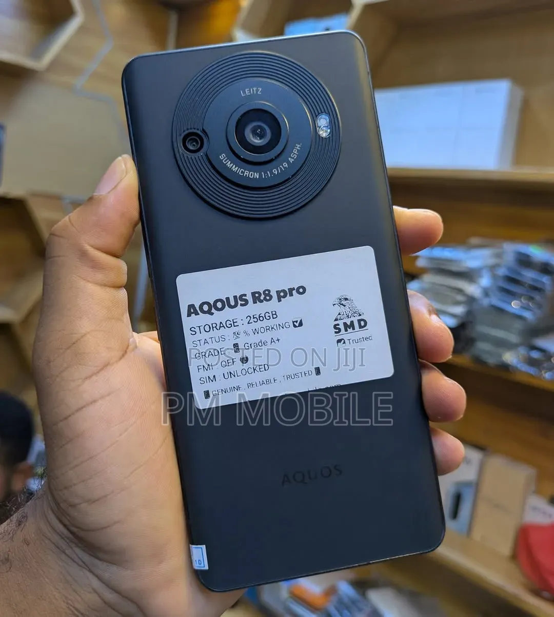 Sharp Aquos R8s pro 256 GB