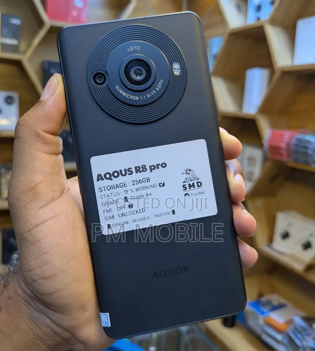Sharp Aquos R8s pro 256 GB